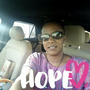 Meet your Posher, Dena